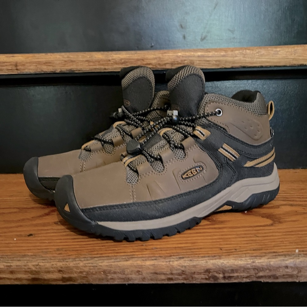 Kids Keen Hiking Boots